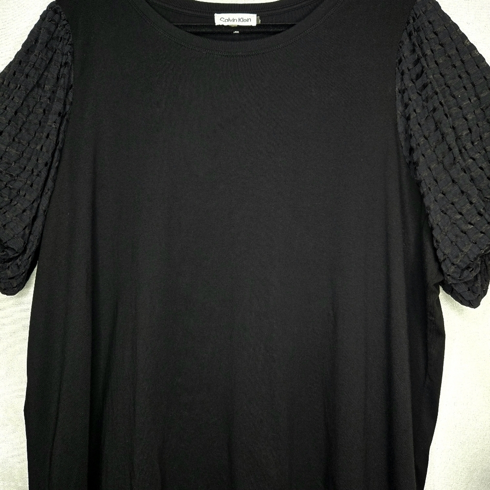 Calvin Klein short Sleeve black top. 2X - Picture 12 of 13